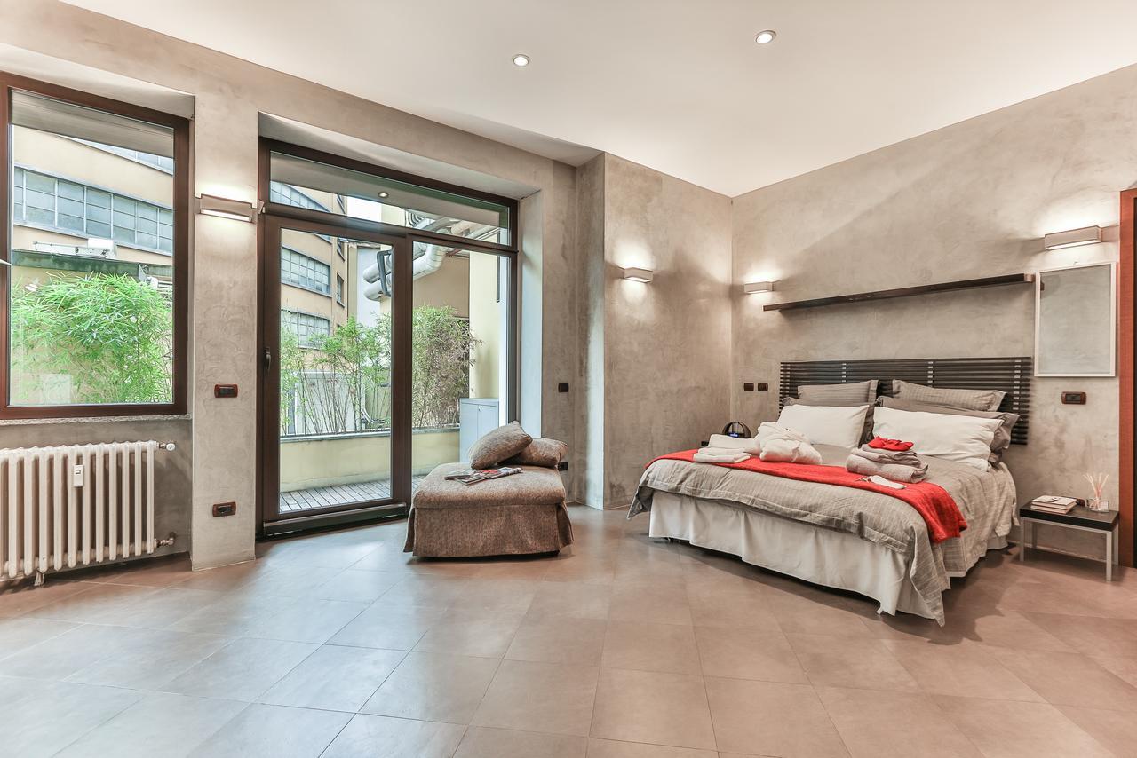 San Babila Suite Milan Exterior photo